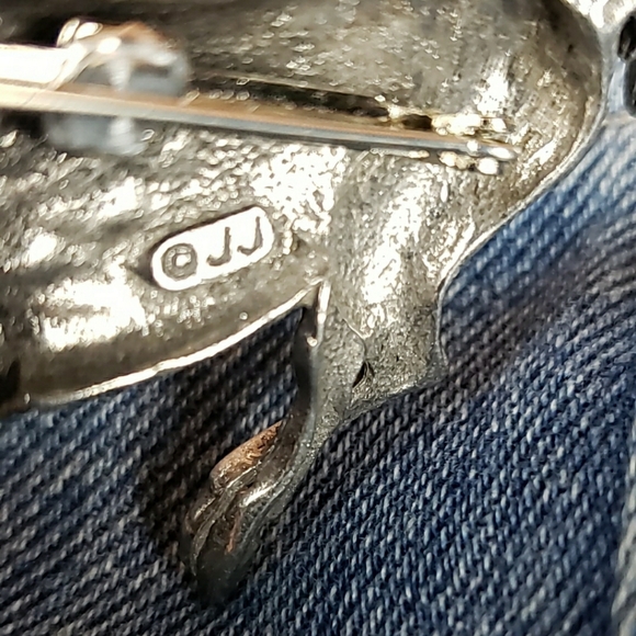 Vintage JJ Horse Pin/Brooch (Large) - Picture 3 of 7